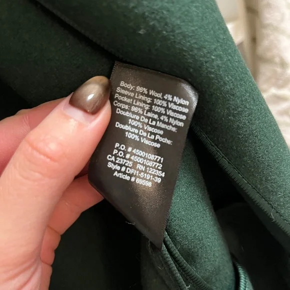 Aritzia Babaton Women's Emerald Green Wool Coat - Picture 5 of 5